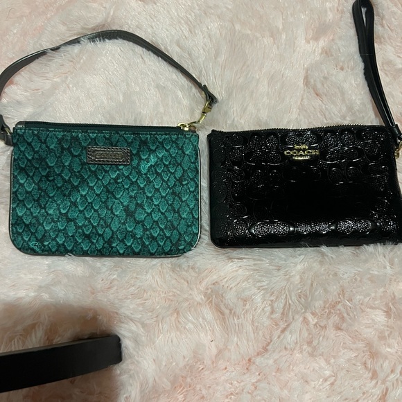 ⭐️TWO COACH EUC WRISTLETS - Picture 1 of 5